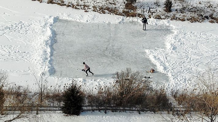 Informativo 24h - El temporal de nieve y viento en EE.UU. deja la costa noreste del país casi paralizada