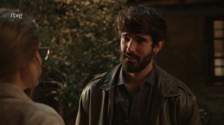 Dos vidas - Tirso abre su corazón a Julia por primera vez