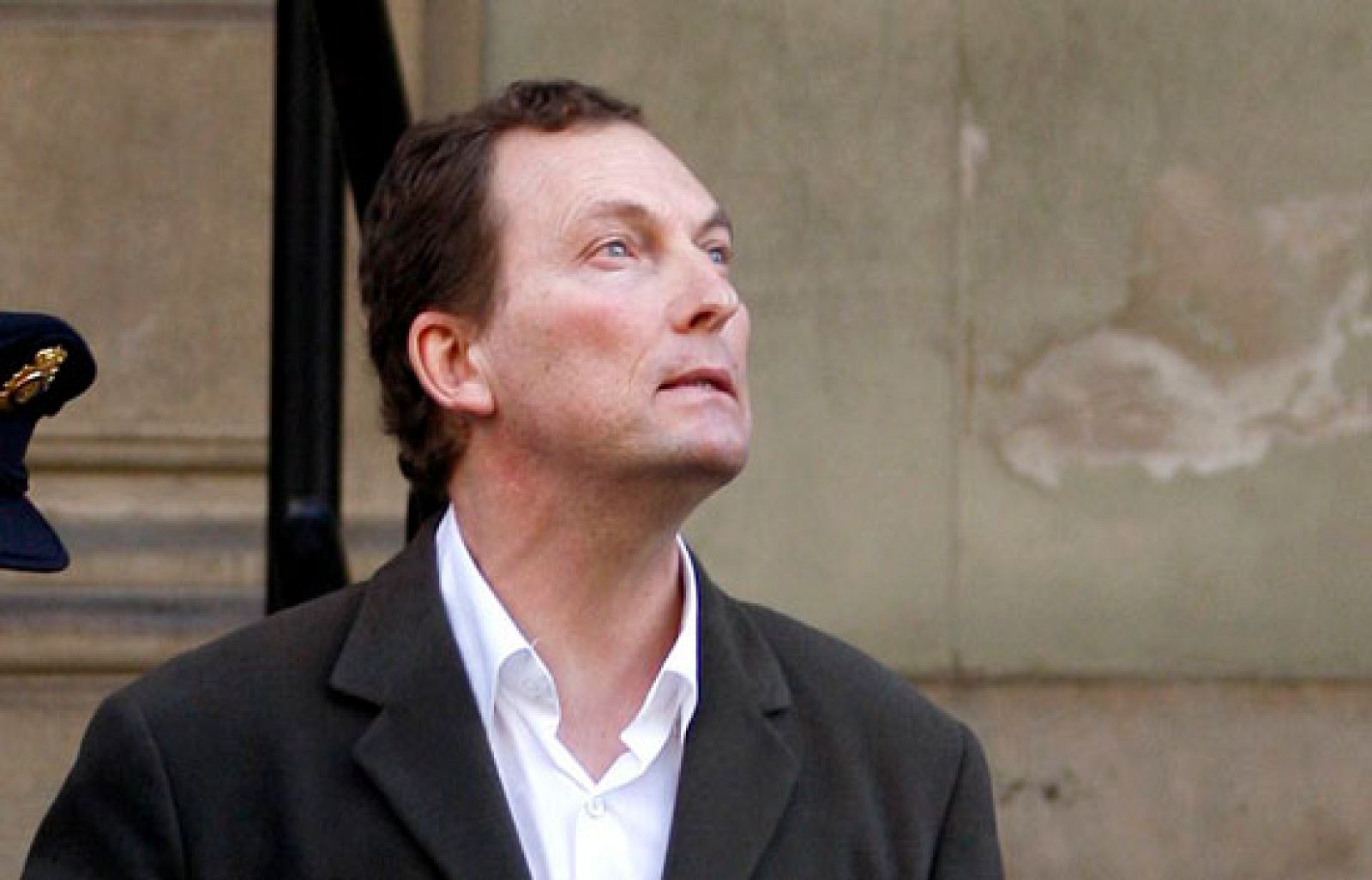 El oculista que operó de cataratas al acusado, a Santiago Mainar, ha asegurado que no habría tenido problemas para disparar contra Grima.