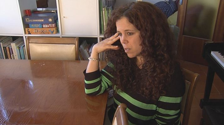 L'Informatiu - Esther Pujol: "He passat de recordar uns abusos a una agressió sexual"