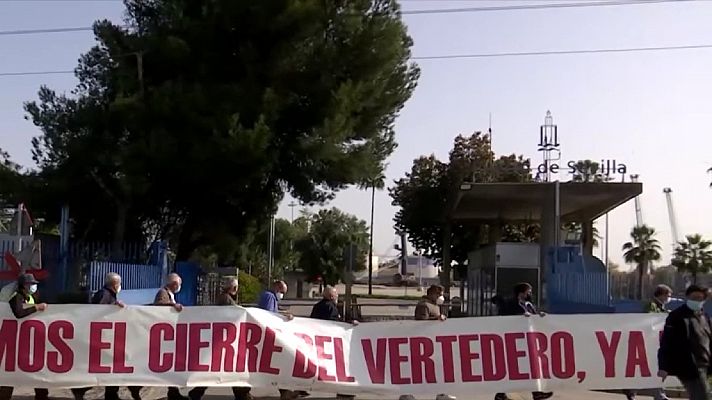 Telediario 1 - El pueblo de Nerva se moviliza contra la llegada de residuos contaminantes desde Montenegro