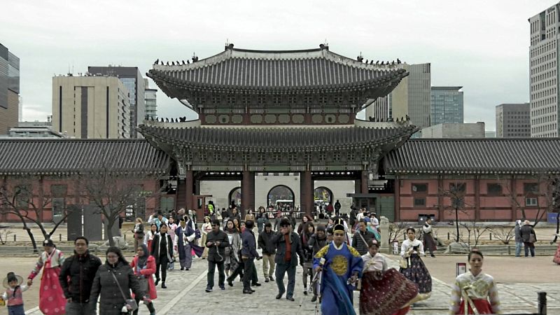 Espa�oles en el mundo - Corea del Sur - ver ahora