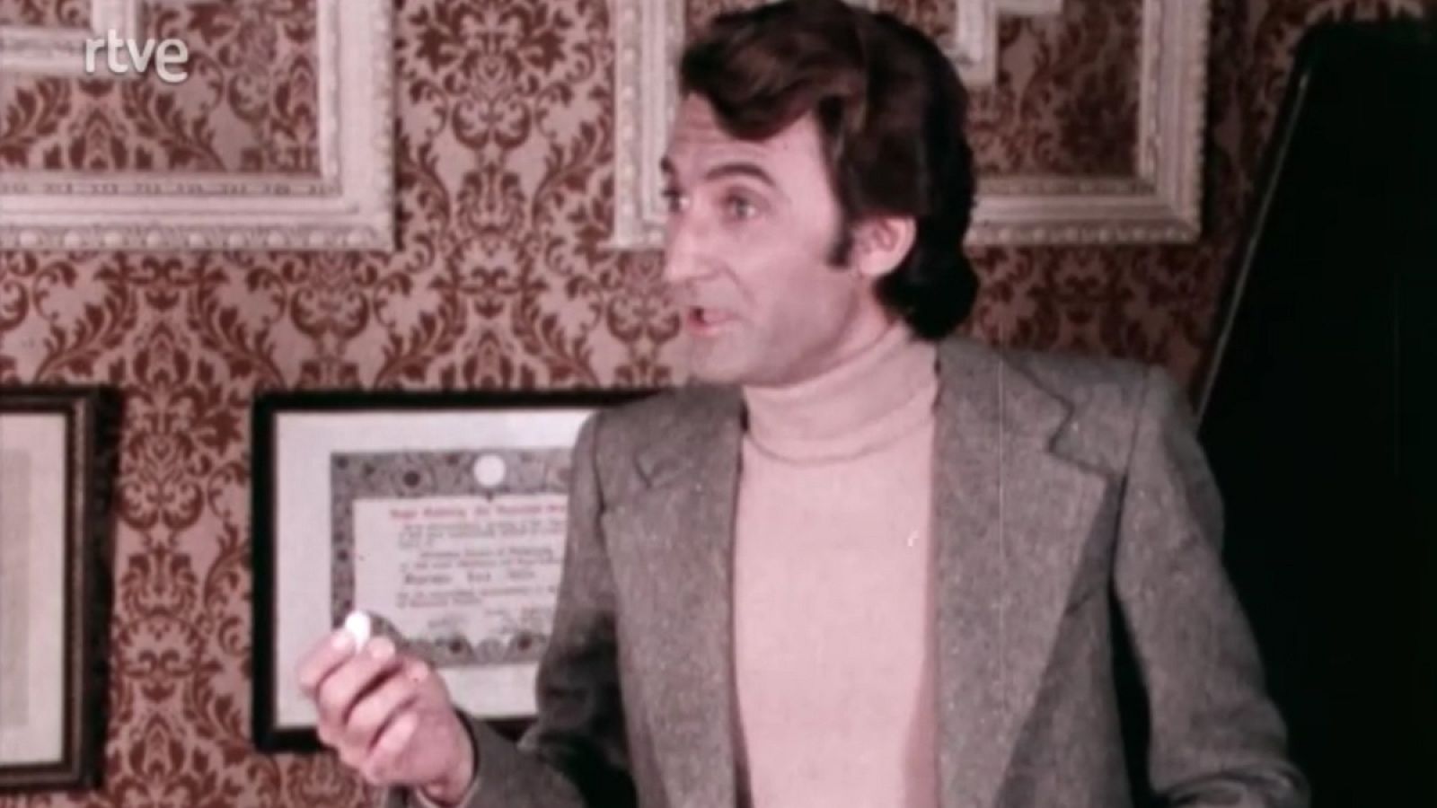 Escrito en América - El túnel - Escrito en América | Ver