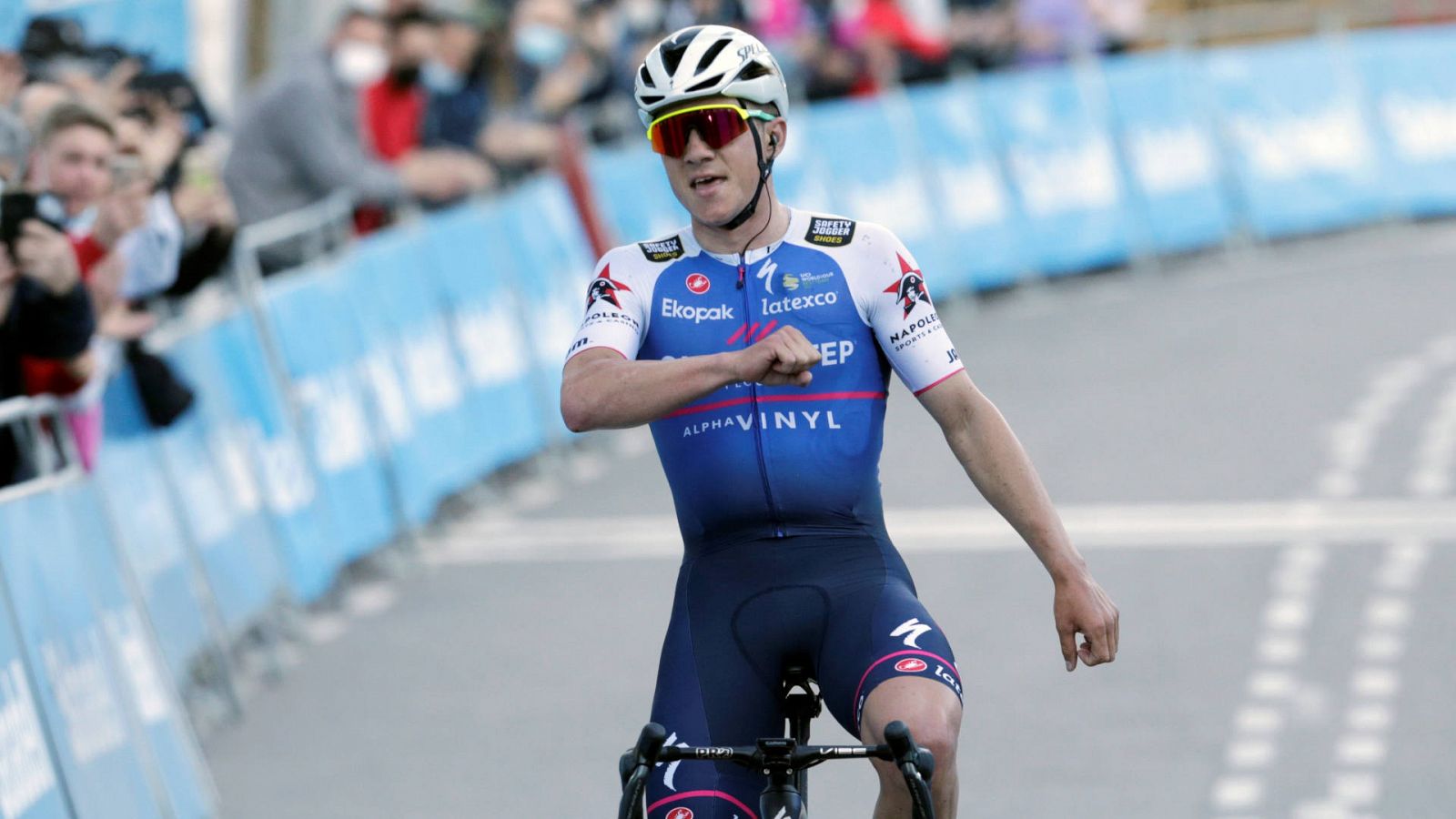 Volta a la Comunitat Valenciana | Evenepoel gana la primera etapa en Torralba del Pinar -- Ver ahora