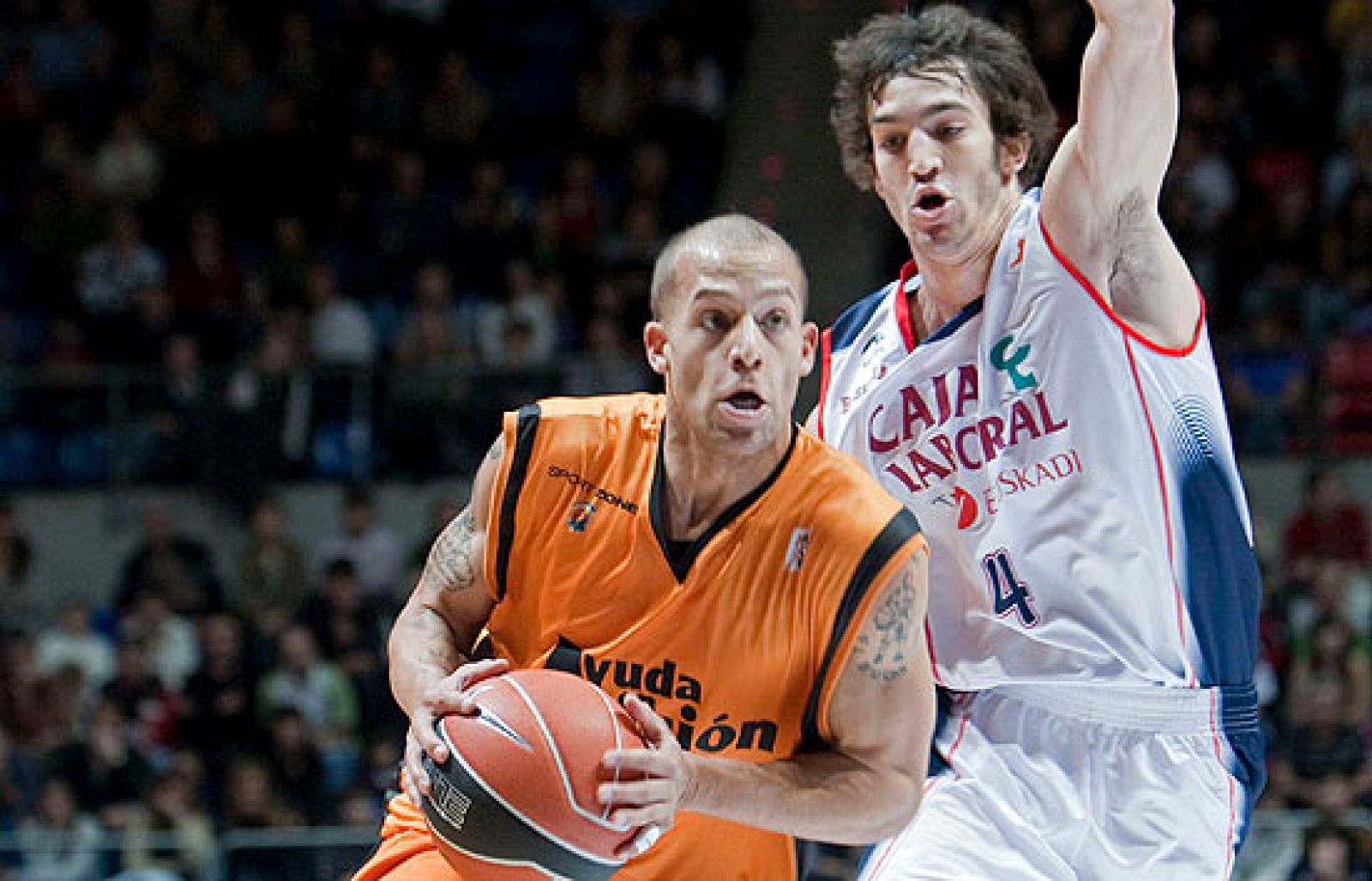 El Baskonia se ha impuesto al Fuenlabrada en un partido muy igualado que decantó English y una antideportiva pitada sobre Batista en el último minuto del choque.