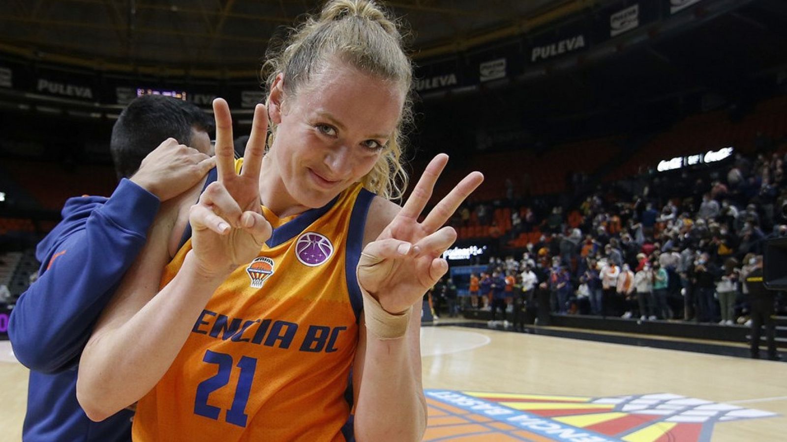 Eurocup I Un rebote de Laura Gil mete al Valencia en cuartos