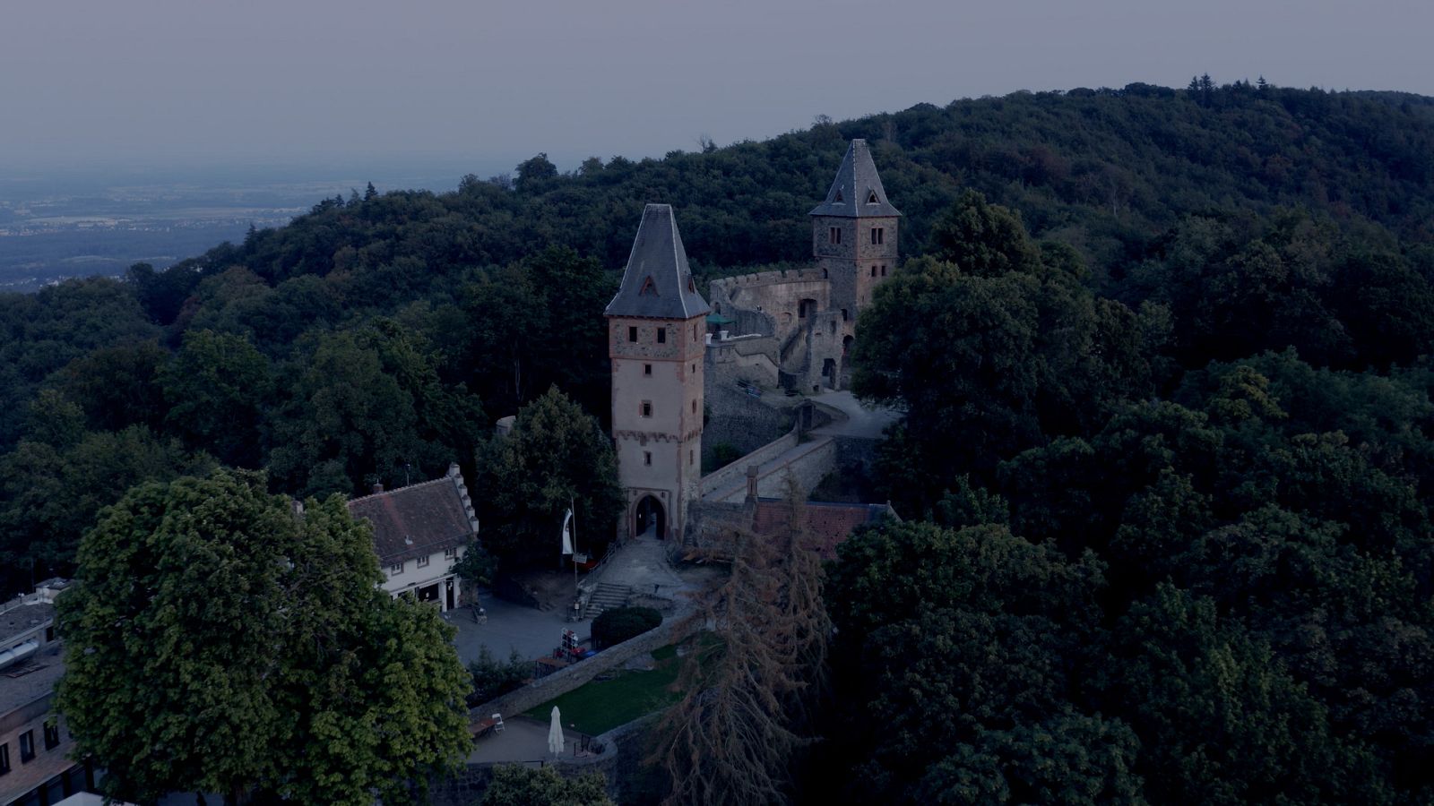 Castillos de leyenda - Monstruos - ver ahora