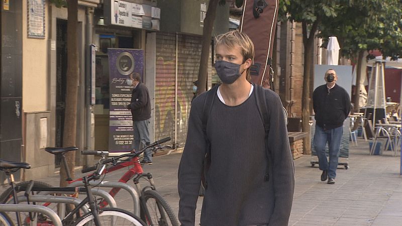 ¿Fin de la mascarilla en exteriores? - Escuchar ahora