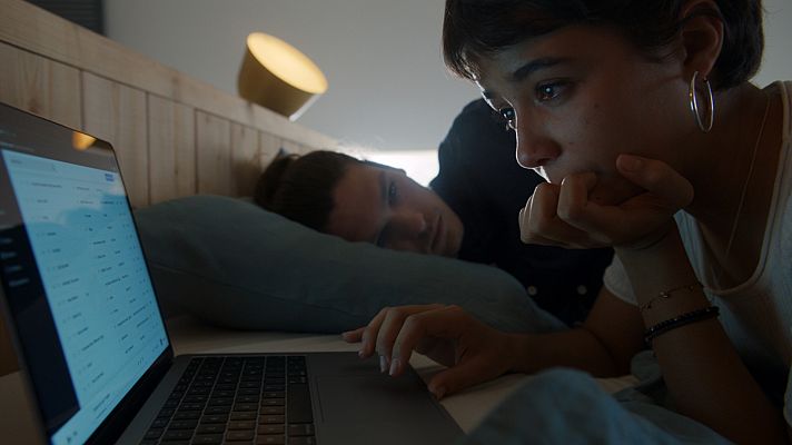 Stalk - Vamos a espiar