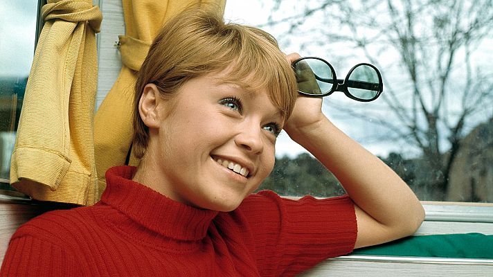 Mejor contigo - ¿Cómo vive Pepa Flores, Marisol, a sus 74 años?