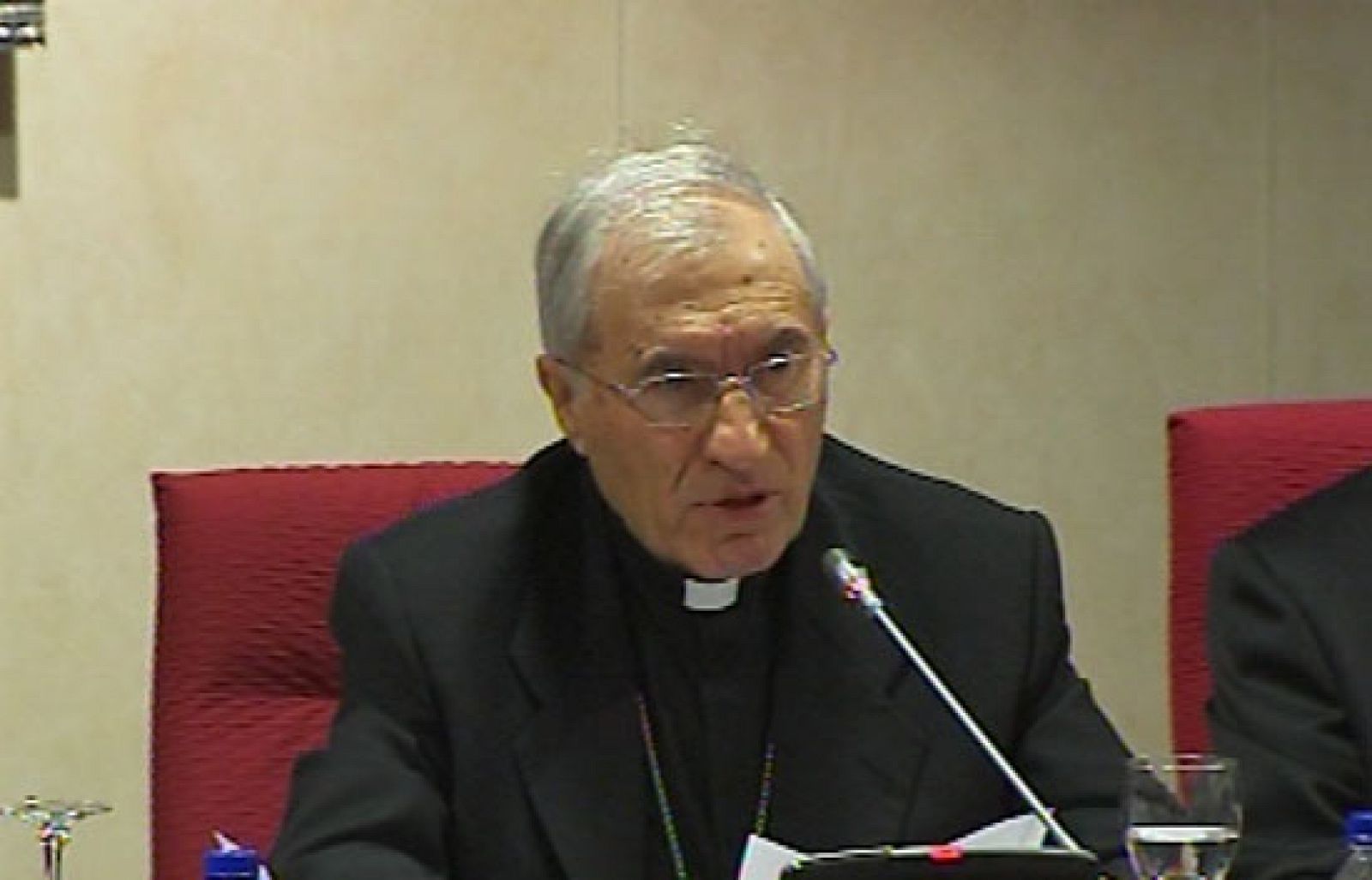  El presidente de la Conferencia Episcopal ha denunciado los graves problemas que, a su juicio, sufre el sistema educativo. Rouco Varela ha afirmado que la religión católica está discriminada en las aulas y que no se respetan los acuerdos con la Santa Sede .