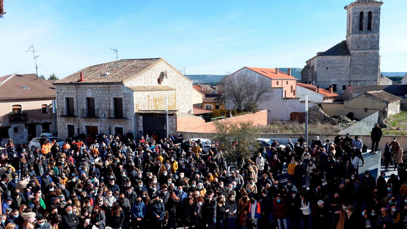 Telediario Fin de Semana: Los vecinos de Traspinedo se concentran para pedir justicia por Esther López | RTVE Play