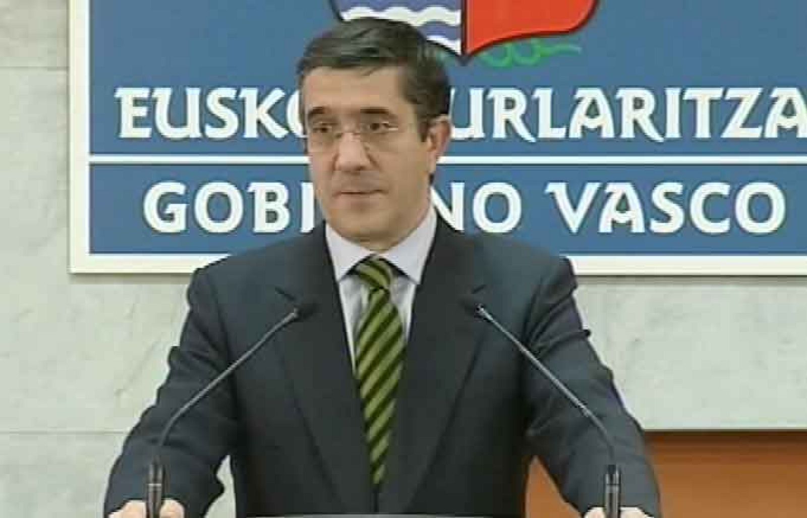 El Gobierno vasco satisfecho por las detenciones de la cúpula de Segi.