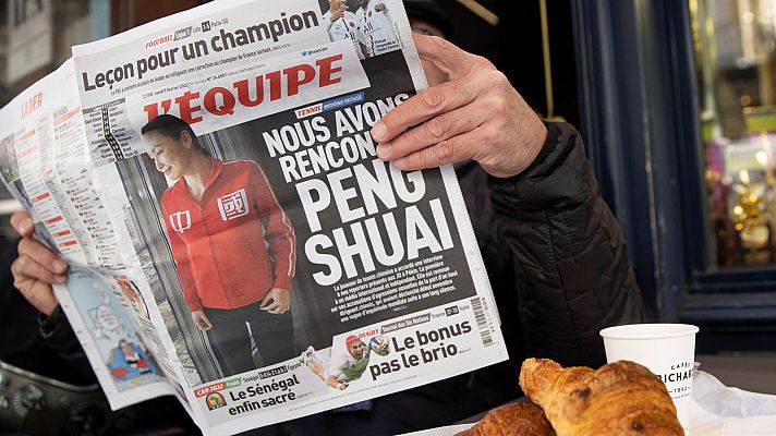 Telediario 1 - Peng Shuai rompe su silencio en una entrevista controlada