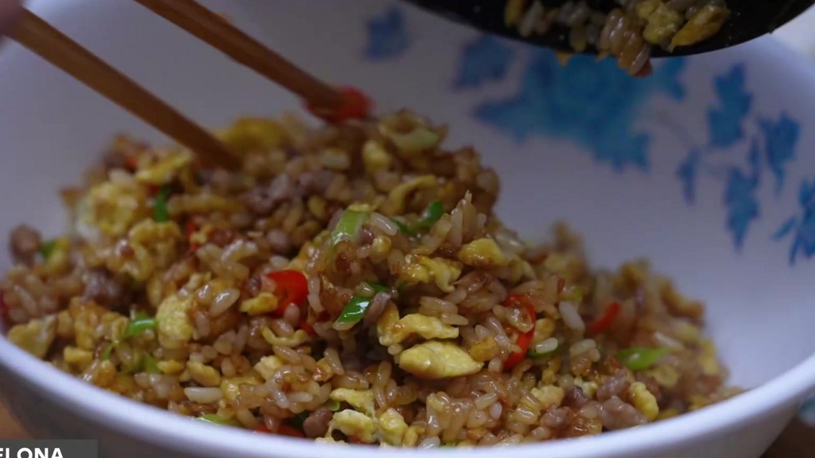 Receta de arroz frito con huevo al estilo Gipsy Chef