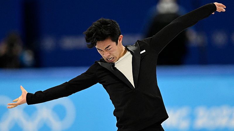 Nathan Chen bate el récord mundial en el programa corto de patinaje en Pekín 2022 -- Ver ahora