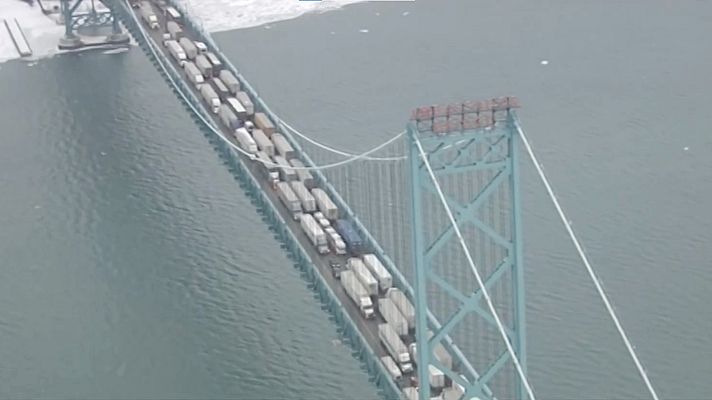 La tarde en 24h - Trudeau acusa a los manifestantes antivacunas de "bloquear" la democracia