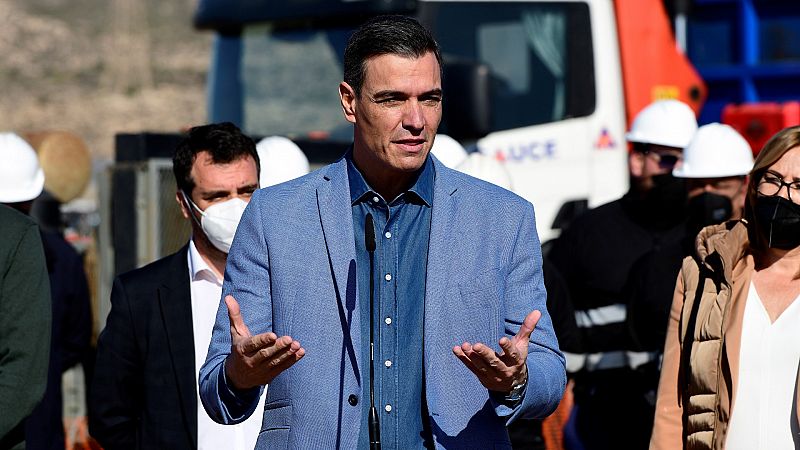 Sánchez acusa al PP de intentar "boicotear" la economía española con su campaña contra el reparto de los fondos europeos