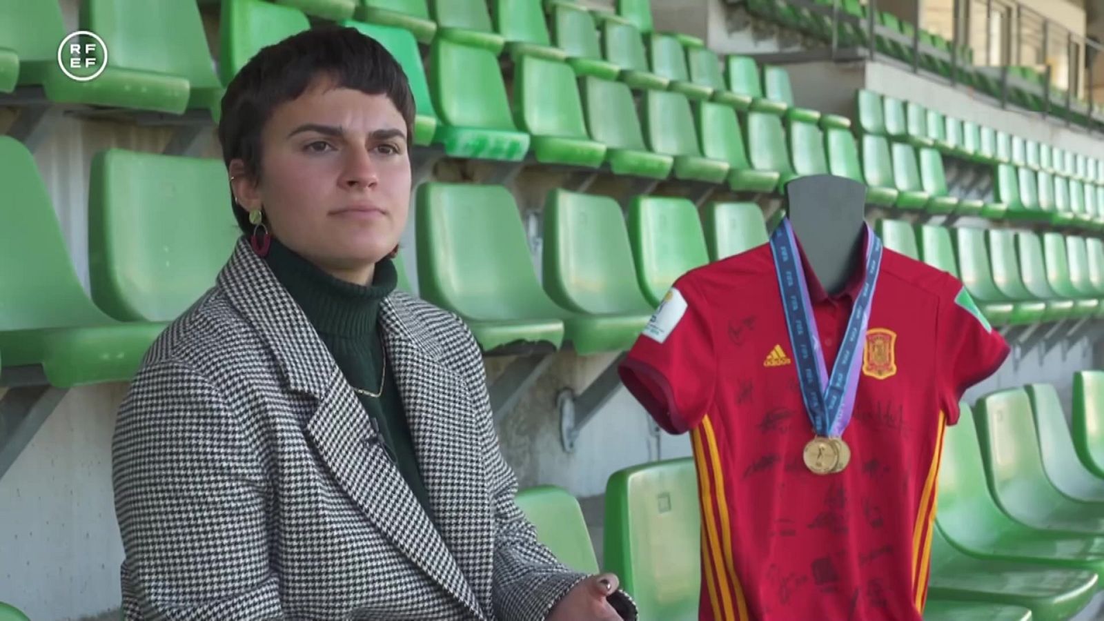 Fútbol - Reportaje Irene López - ver ahora