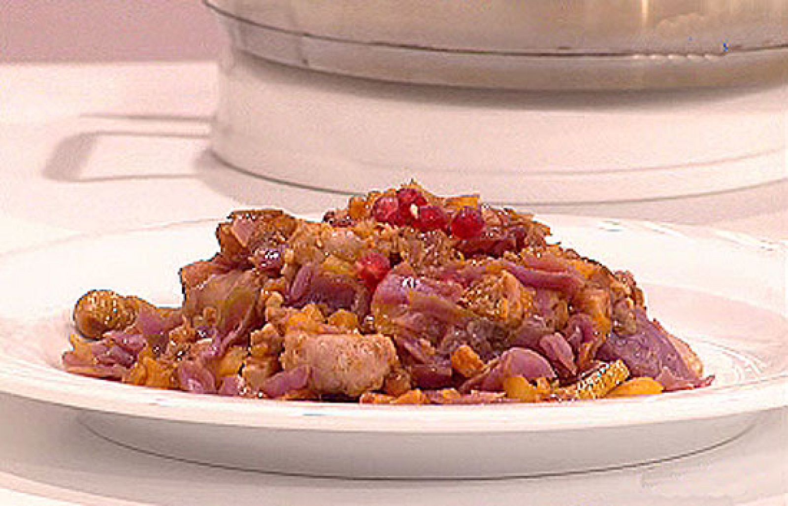 Saber cocinar - Lombarda a la segoviana - RTVE Cocina | Ver