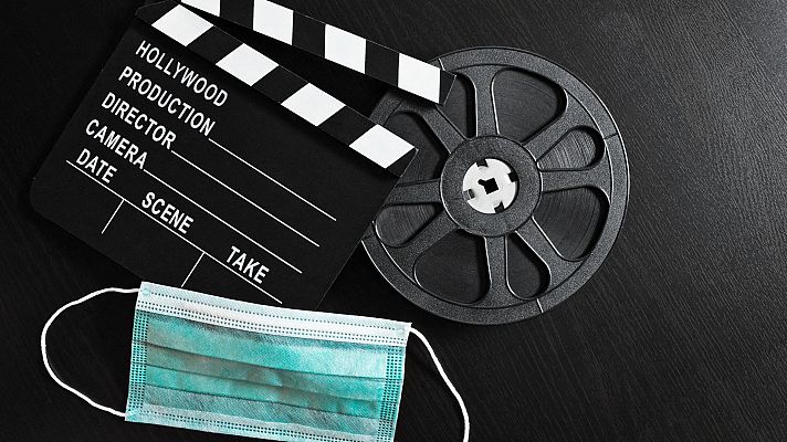 Telediario 2 - Medidas de seguridad, test y mascarillas: el cine español hace frente a la pandemia