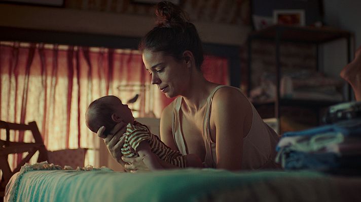 Cultura en Rtve.es - 'Cinco lobitos': Estrenamos el Teaser tráiler de la película española que se presenta en la Berlinale