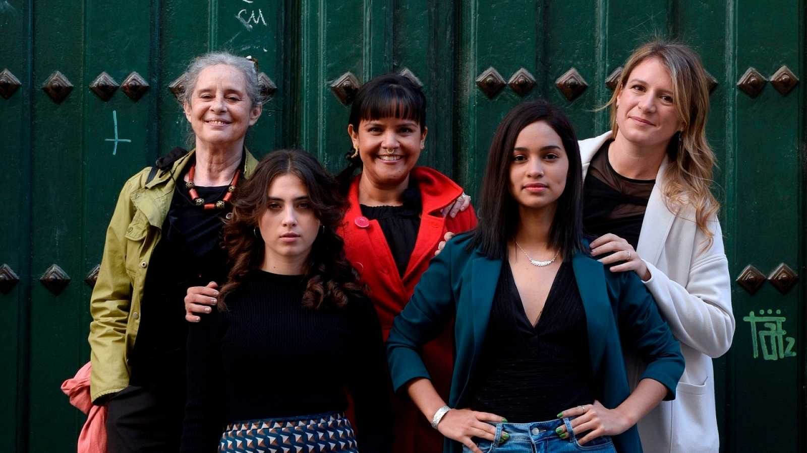 Telediario Fin de Semana: Las candidatas a mejor película y su relación con la actualidad | RTVE Play