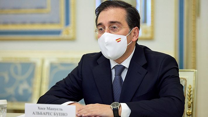 Telediario Fin de Semana - Exteriores pide a los españoles que abandonen Ucrania