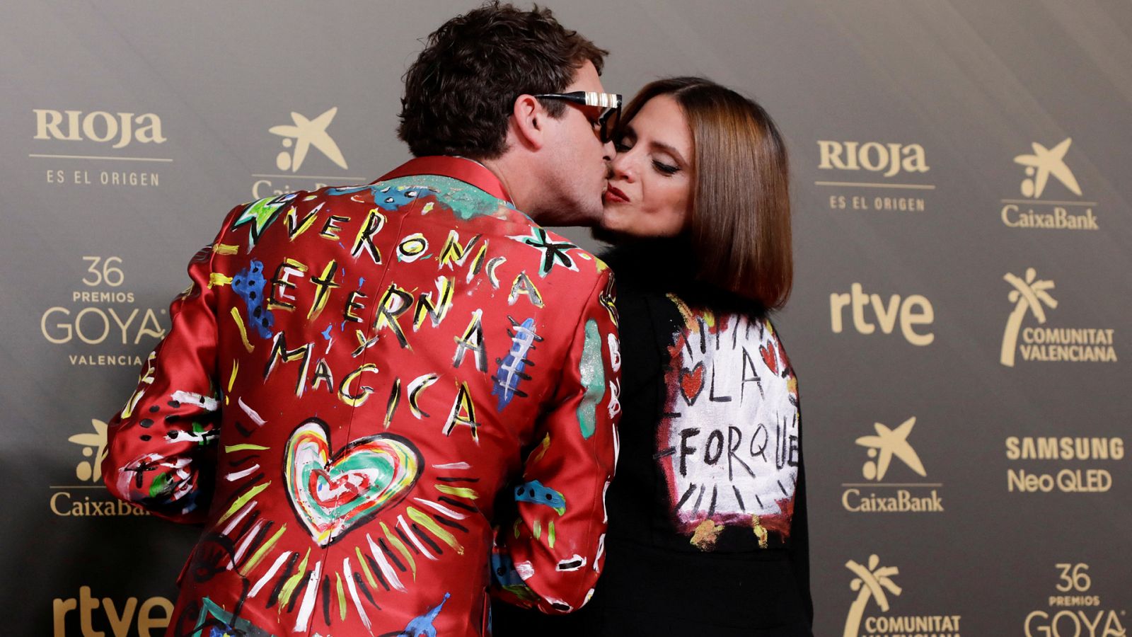 Alfombra roja de los Goya 2022 - Macarena Gómez y Aldo Comas: "Quiero mucho a Verónica Forqué"