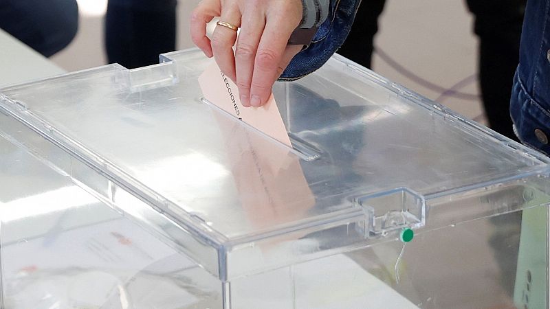 Más de 2 millones de castellanoyleoneses están llamados a votar