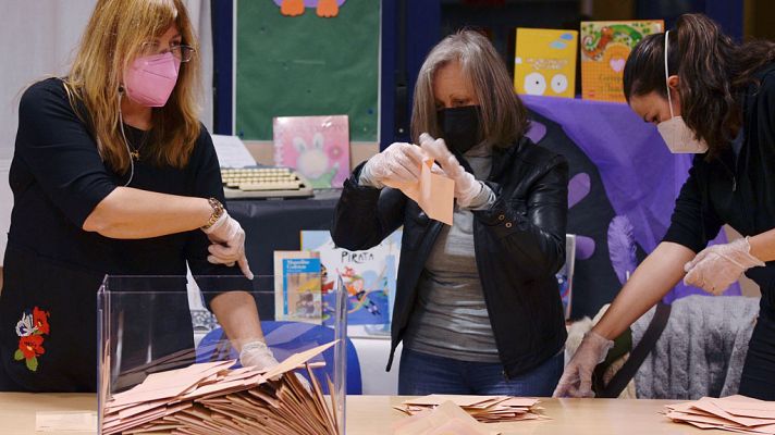 Telediario Fin de Semana - Telediario 2 en 4' - 13/02/22