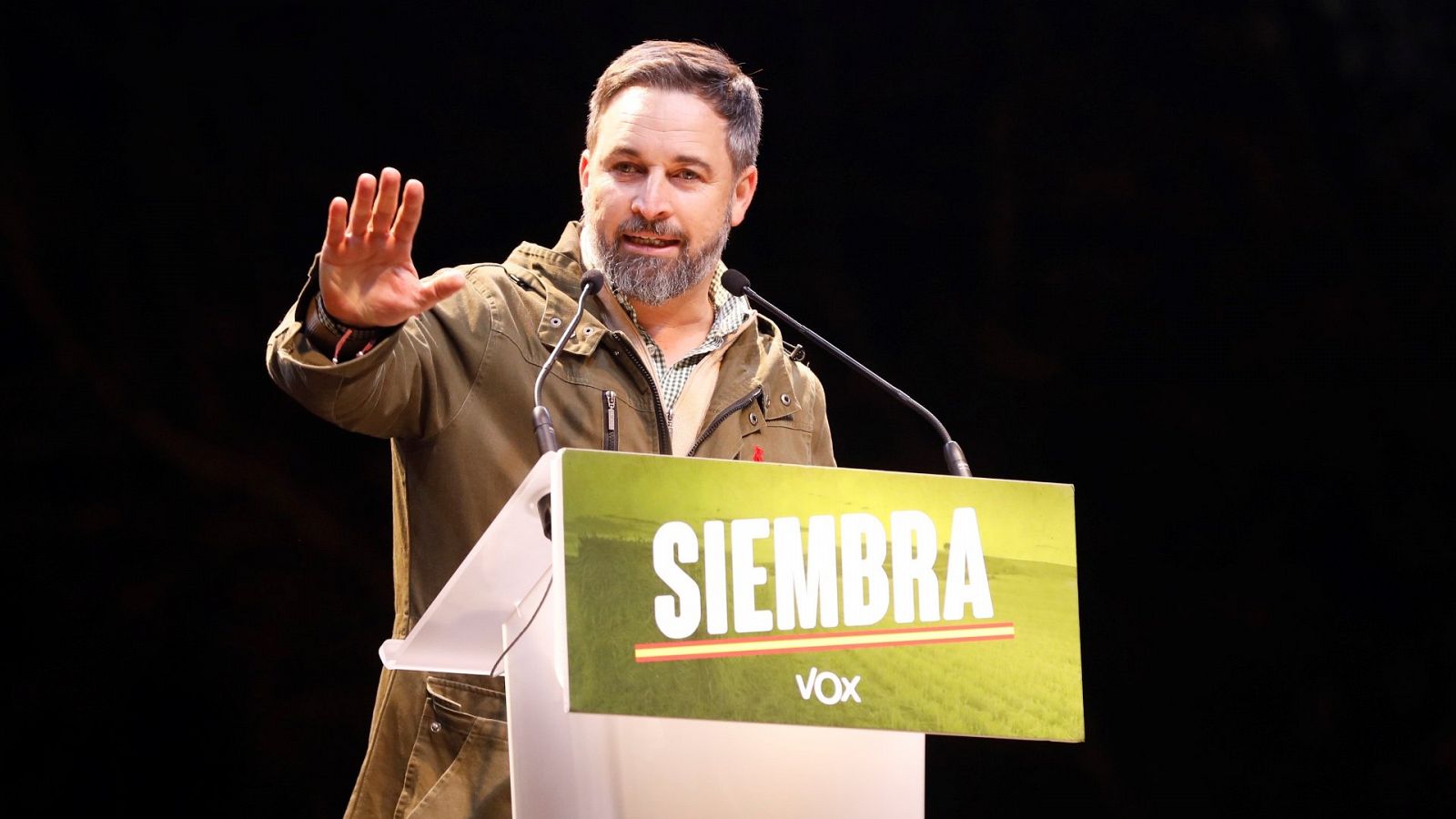 Abascal: "El PP no puede pensar que vamos a regalarles los votos"