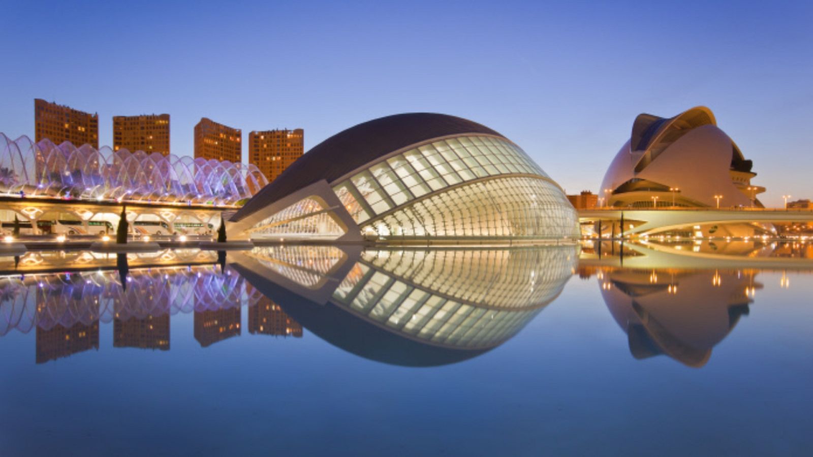 Valencia 2022, una cita con el diseño, moda y tendencias