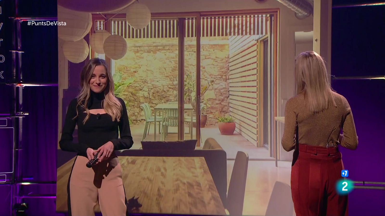 Punts de vista - Cora Novoa i Maria Parrado. Seccions Nuria Moliner i Miriam Tortosa - Veure ara