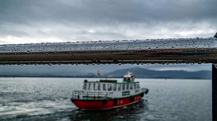 Los vecinos de Aldán tras el naufragio en Terranova: "Es un día muy triste"