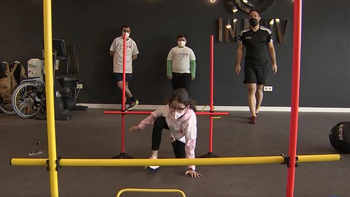 Telediario 2 - Día del cáncer infantil: el deporte, clave para reducir las secuelas del tratamiento