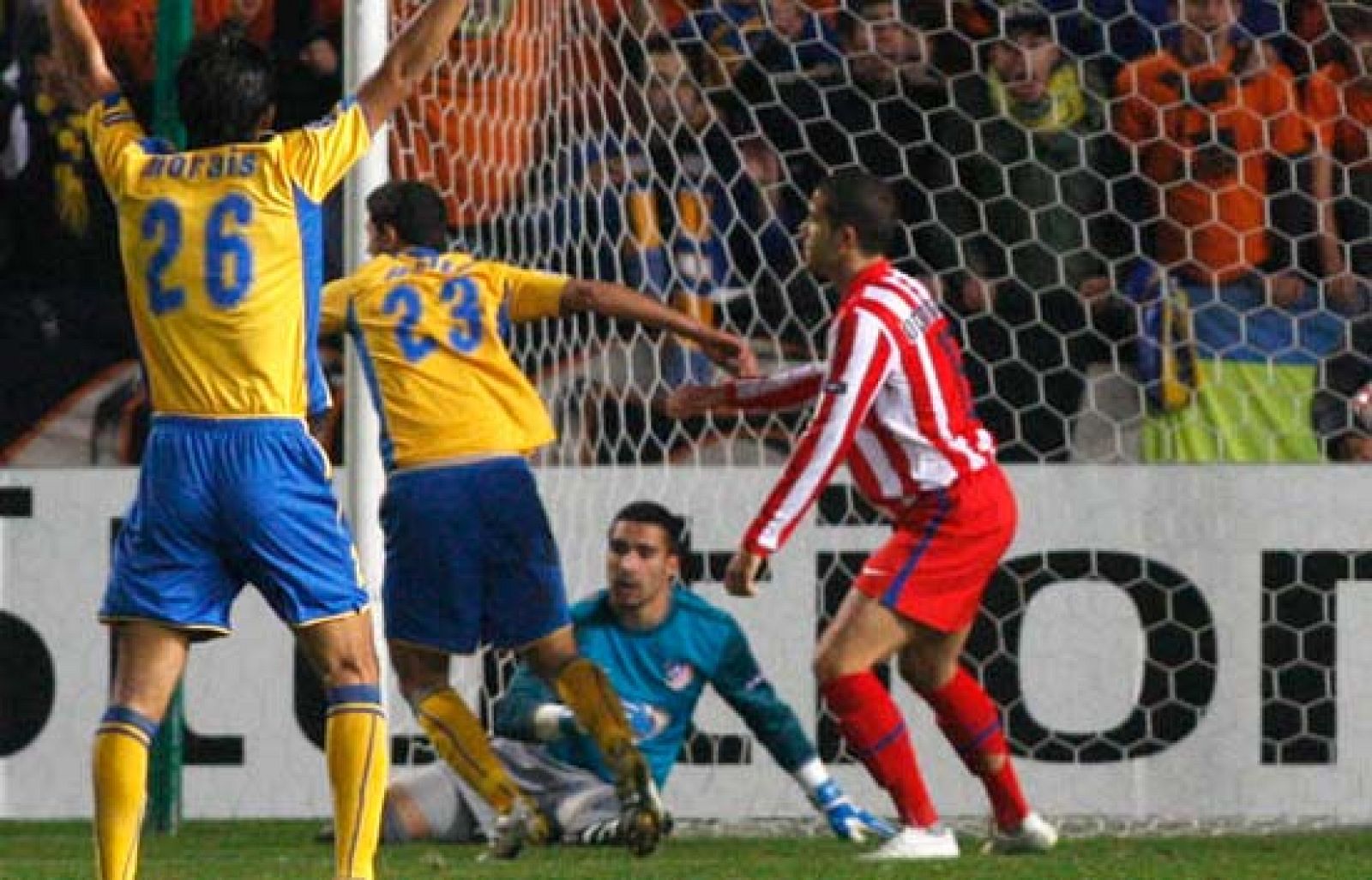 El Atlético de Madrid sólo fue capaz de arrancar un trabajado empate en Nicosia (Chipre) ante el APOEL. 