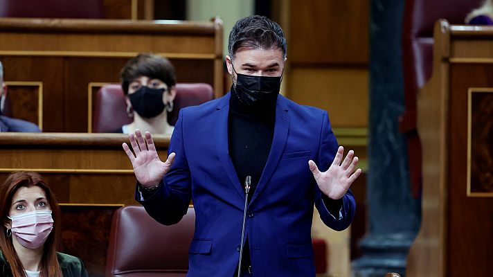 Rufián exige al Gobierno "políticas de izquierda" y Sánchez responde: "Nadie me da carnets de izquierda y menos ustedes"