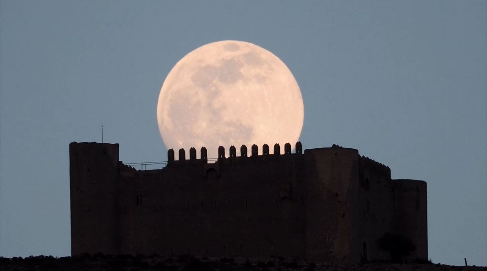 Sortida de la lluna plena a l'Estartit | Josep Pascual | Ver