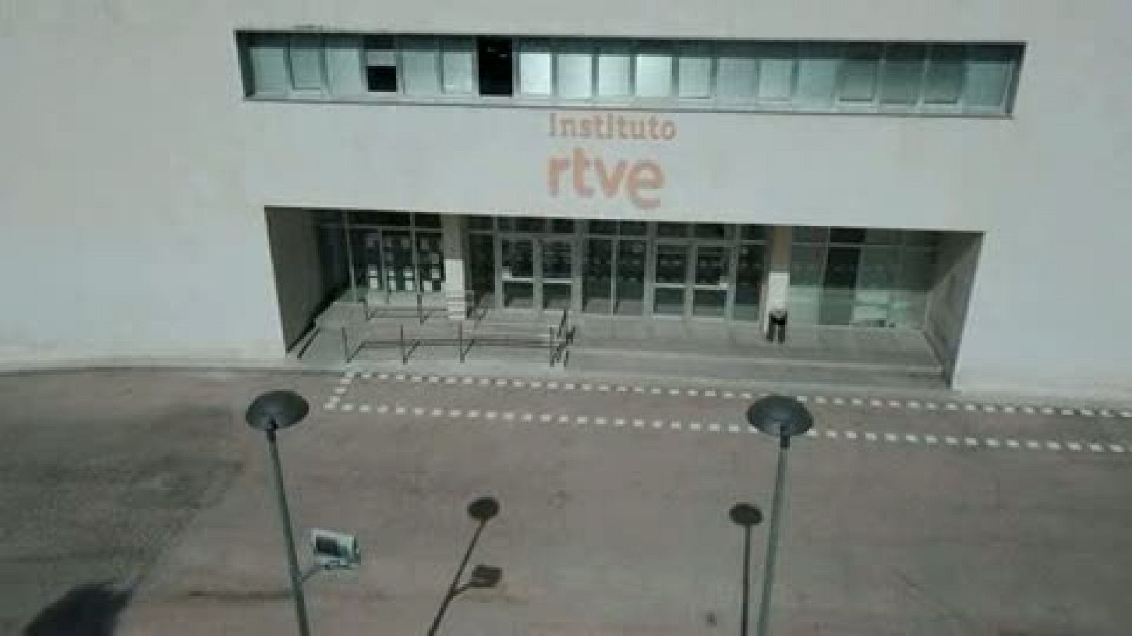 Vídeo de la visita al Instituto de RTVE de los participantes en el I Foro Iberoamericano de Servicio Público audiovisual.