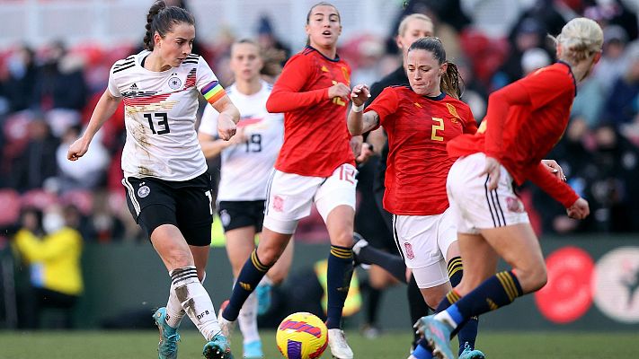  - Alemania y España sellaron las tablas en el primer choque de la Arnold Clark Cup