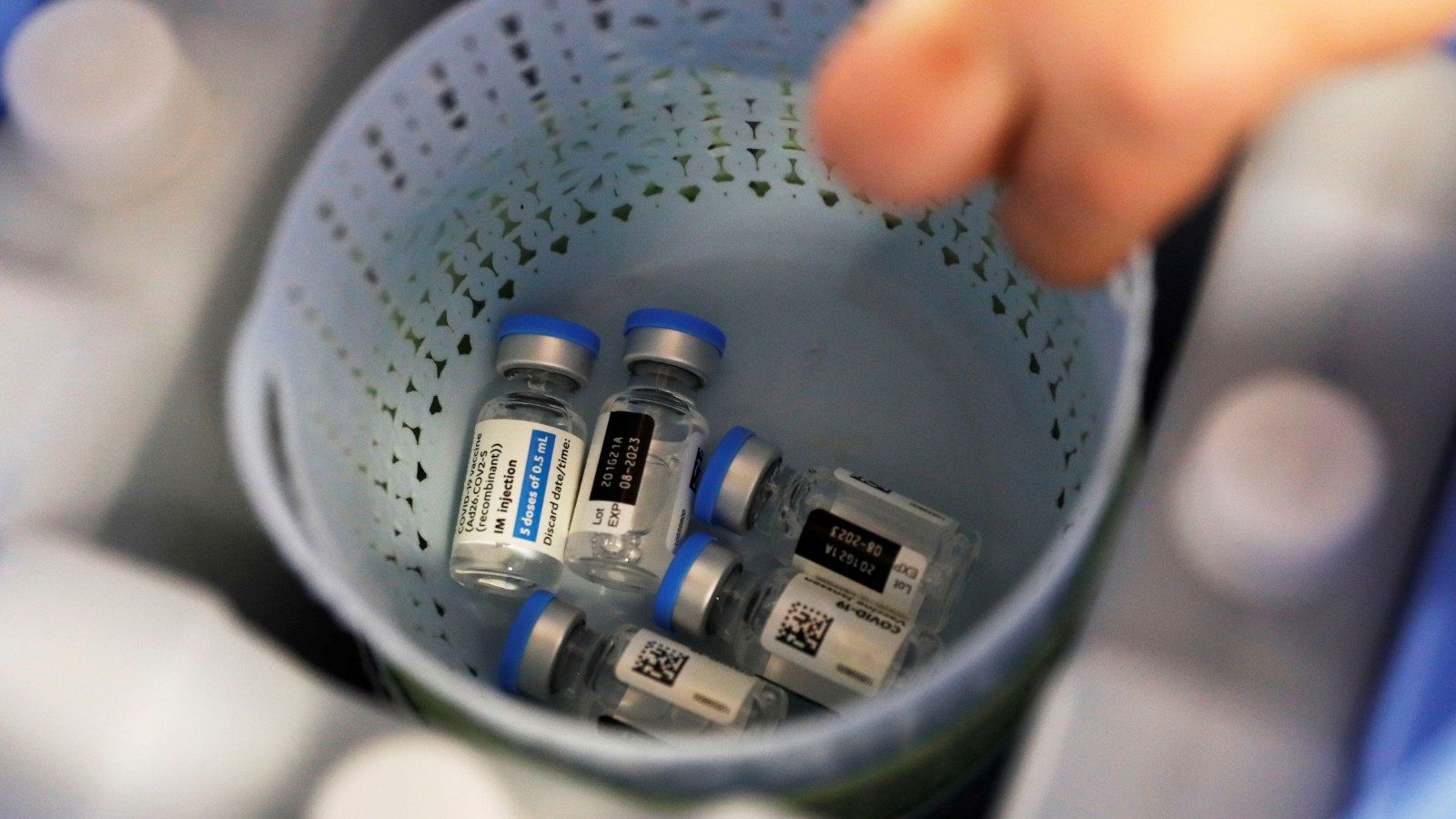 Caducan en España 900.000 dosis de la vacuna, un 0,6 % del total de administradas y donadas