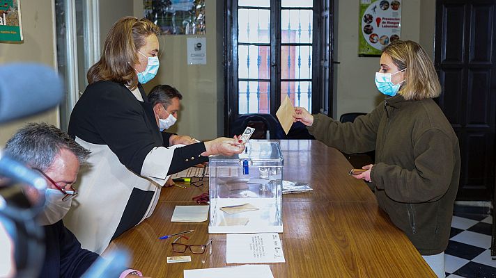 Telediario Fin de Semana - Don Benito y Villanueva de la Serena deciden si quieren fusionarse