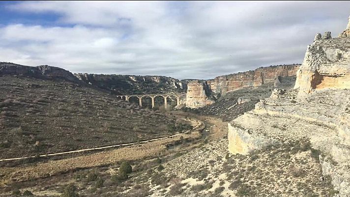 Heladas en el sistema Ibérico y Pirineos. Intervalos de viento fuerte en Canarias y en el Estrecho