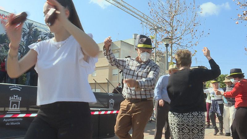 La pedanía murciana de Patiño celebró la edición número 33 del Encuentro de Cuadrillas, declarada de Interés Turístico Regional