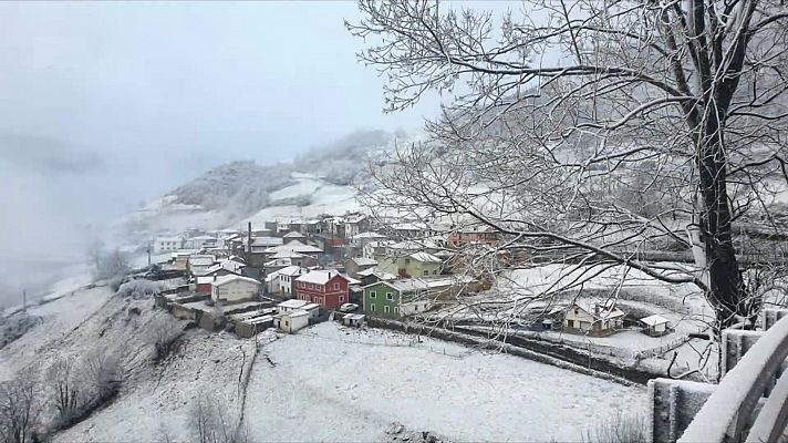 Las temperaturas mínimas tienden a subir en el centro y nordeste peninsulares, y a bajar por el sur