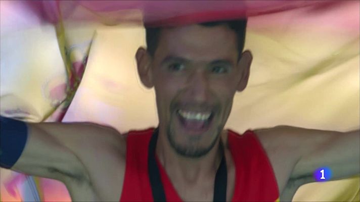 Telediario 2 - Lamdassem mejora con la edad: de recórd en récord de maratón