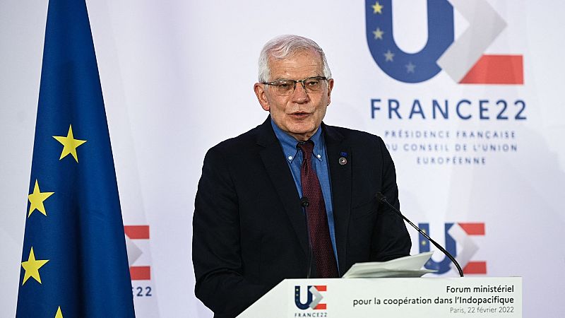 La UE activa un plan de sanciones contra Moscú tras el reconocimiento ruso de la independencia de Donetsk y Lugansk