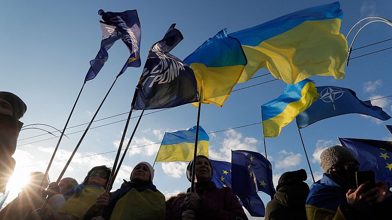El Parlamento ucraniano aprueba el estado de excepción