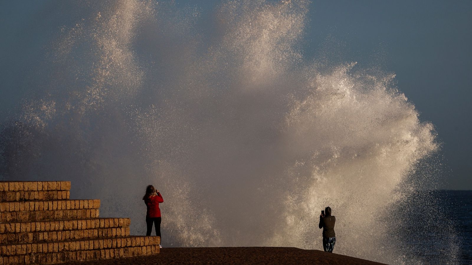 El tiempo: Cielos nubosos y lluvias en la mitad sur peninsular